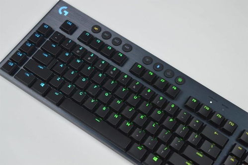 极致速度与光影 罗技G815 Lightspeed RGB无线机械游戏键盘深度体验